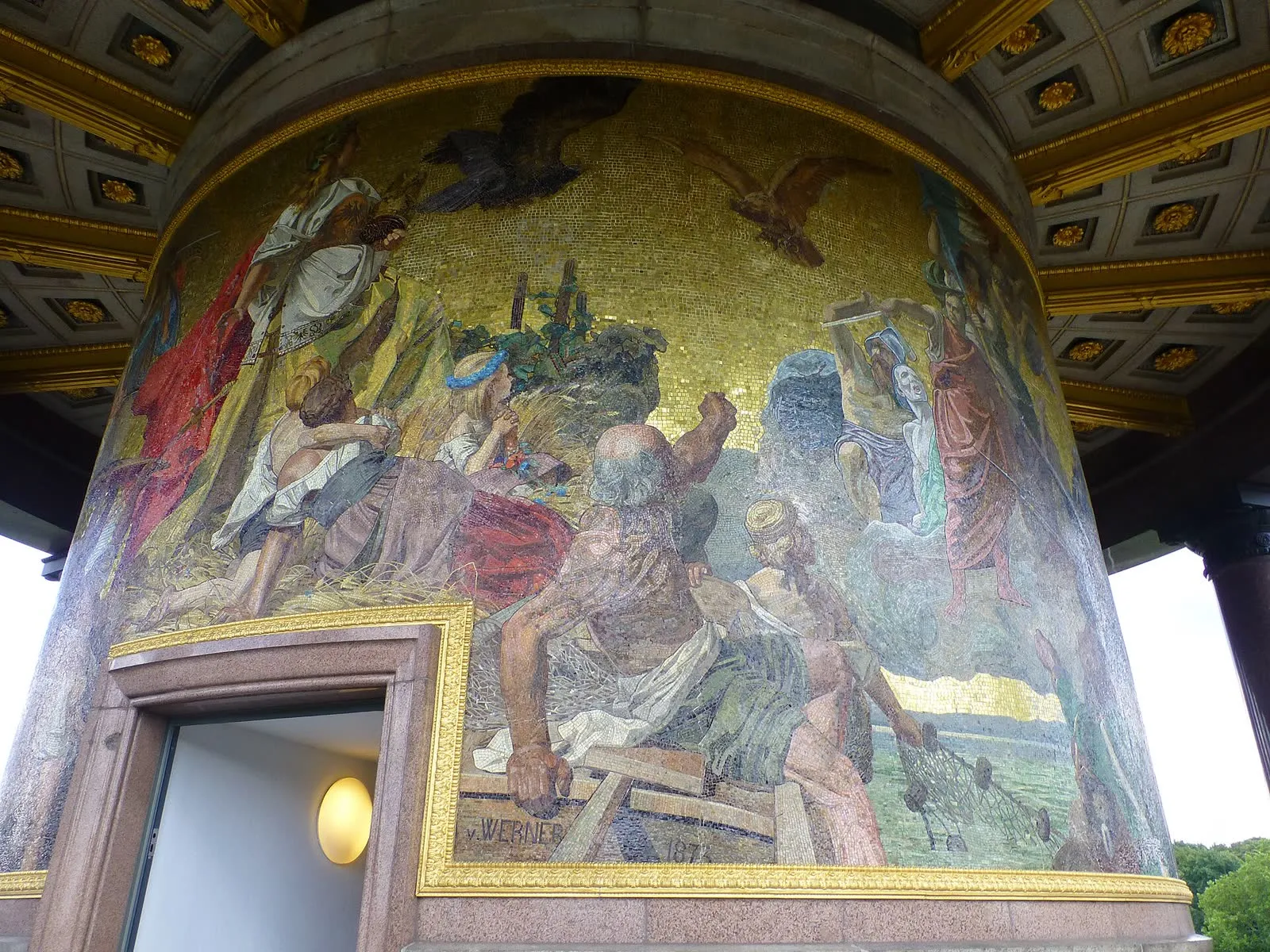 La grande mosaïque dorée d'Anton von Werner dans la salle circulaire du socle de la Siegessäule