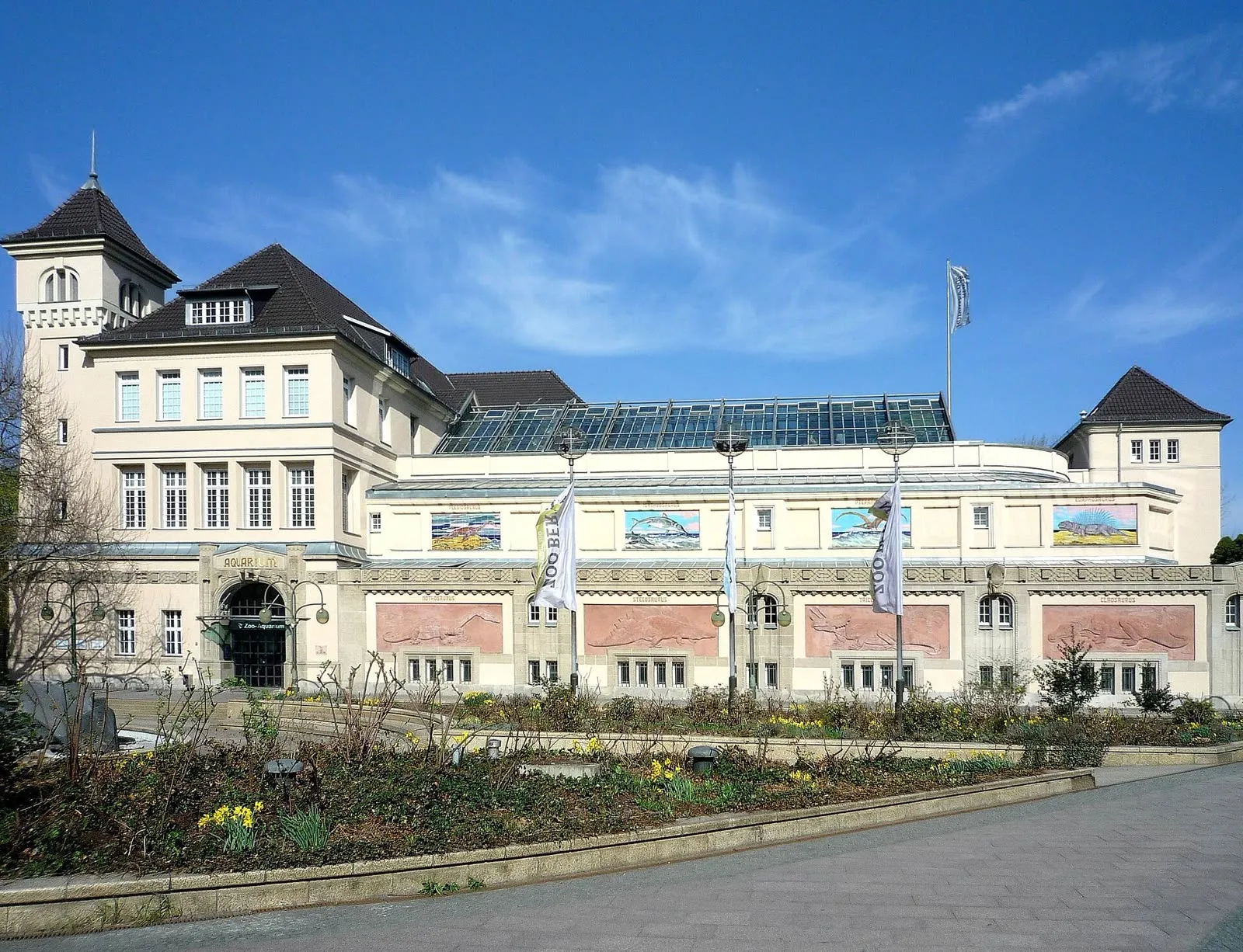 La façade historique de l'Aquarium de Berlin, Budapester Straße